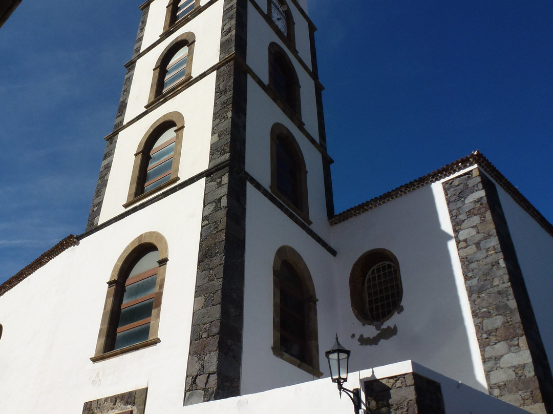 Torre mirador, museo de arte sacro e iglesia Parroquial de Santa Ana景点图片