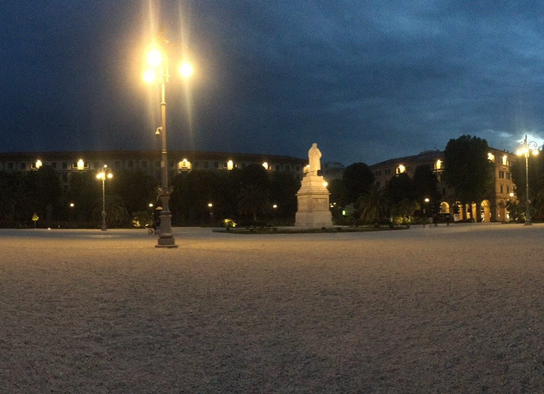 Piazza Cavour-安科纳必去景点