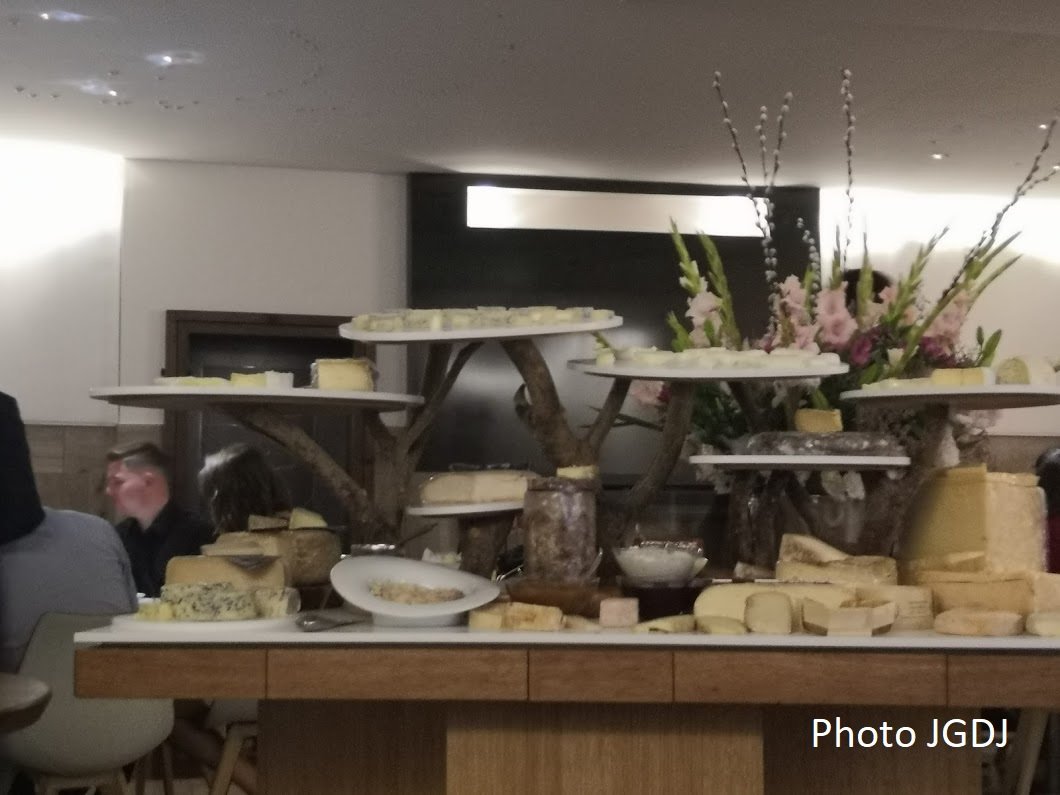 Auberge Du Vieux Puits-餐饮