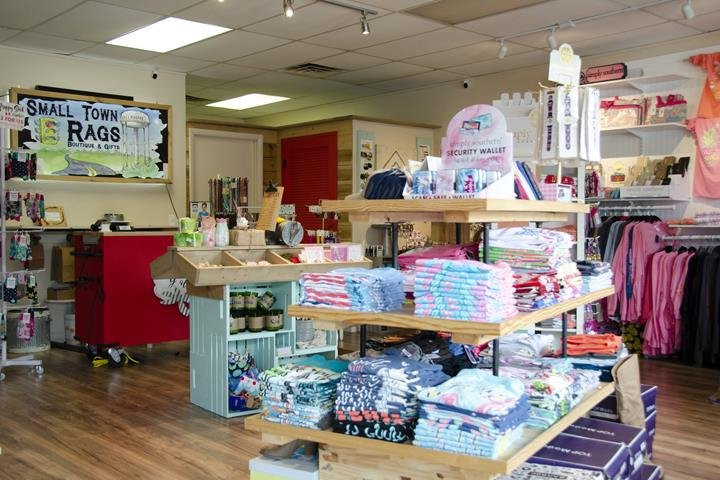 Small Town Rags Boutique & Gifts-Callahan必去景点