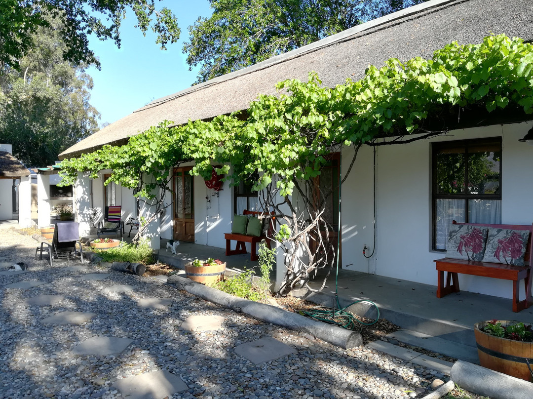 圣杜巴里斯酒店主图