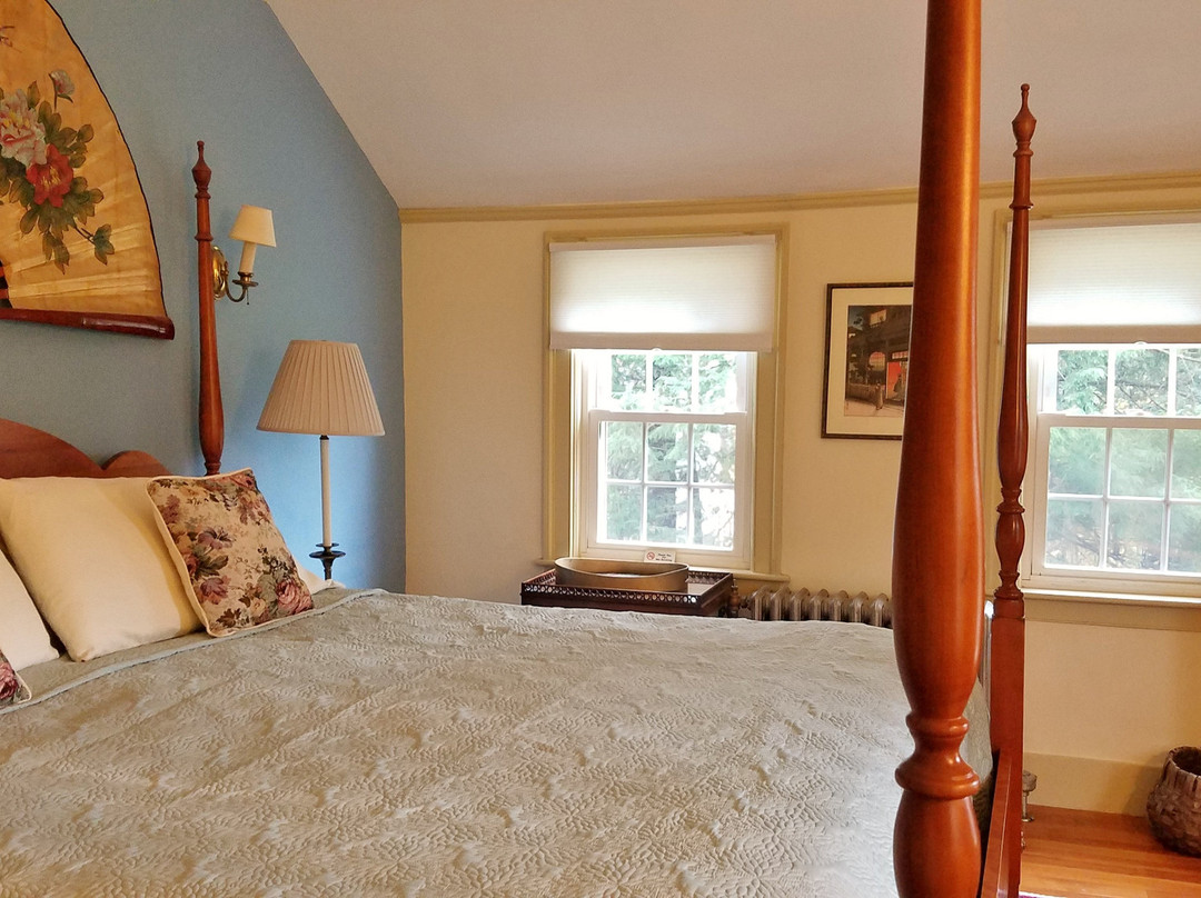 The Centennial House Bed and Breakfast主图