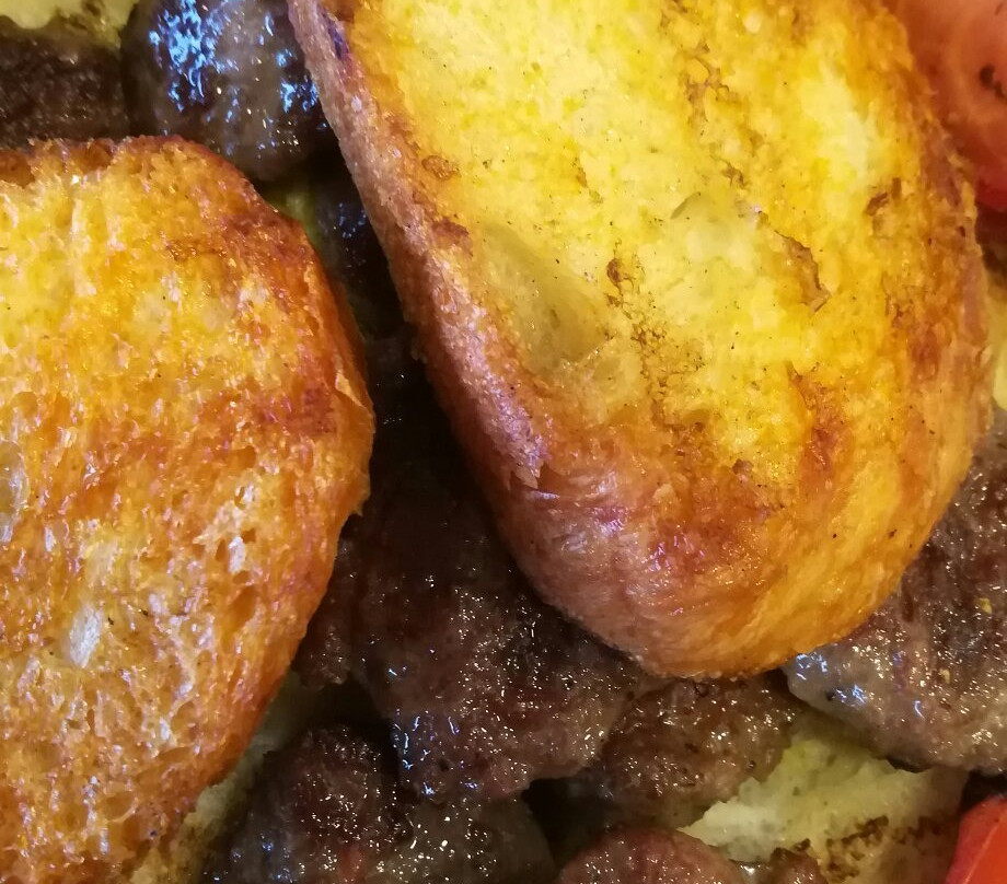 Akcay餐馆和美食-Karacam Et Lokantası