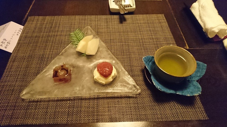 Yuyake Koyake-餐饮