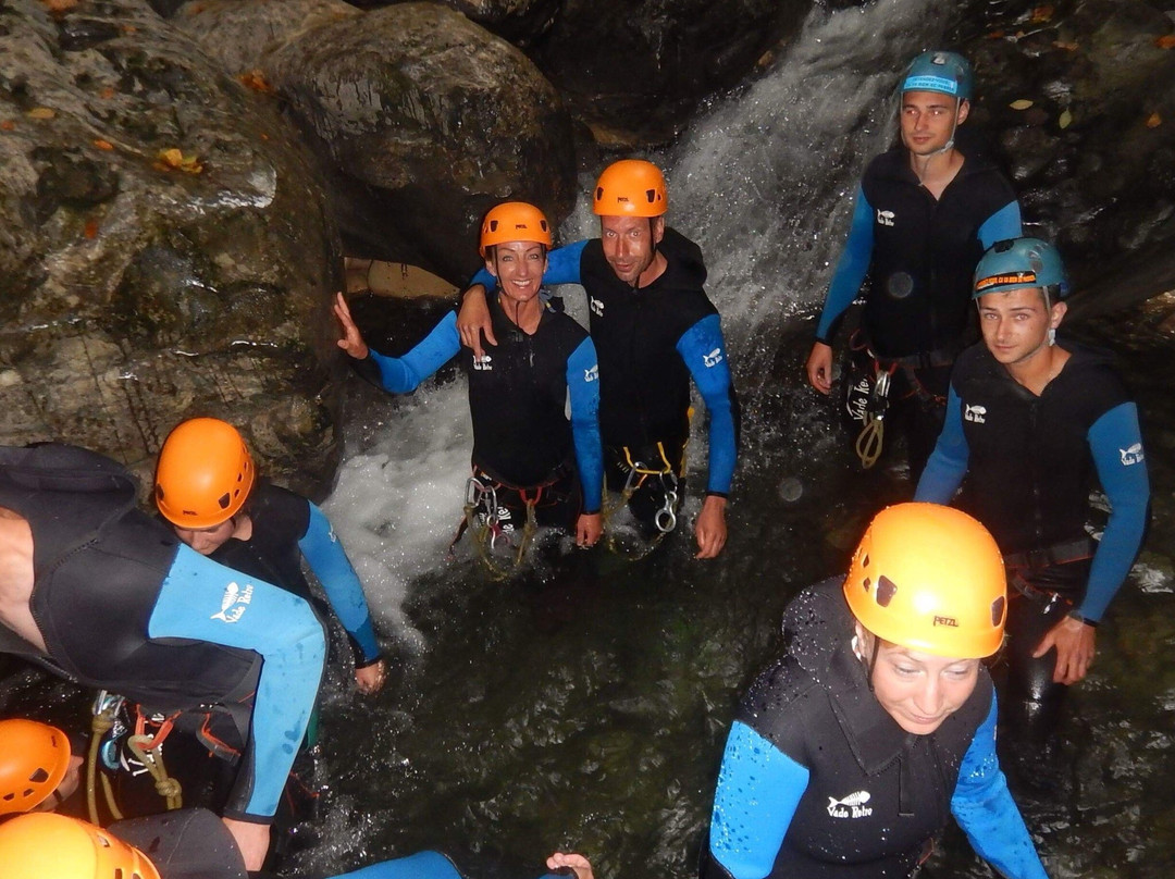 Grimpe et Eaux : Canyoning, escalade et via ferrata景点图片