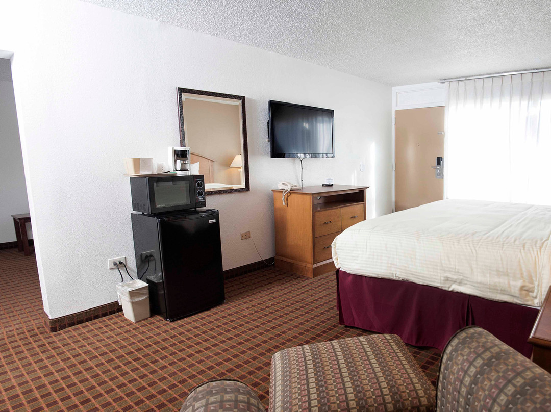 Express Inn And Suites主图