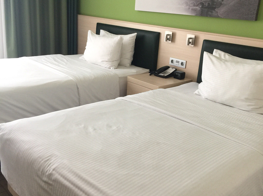 明斯克市中心希尔顿汉普顿酒店主图