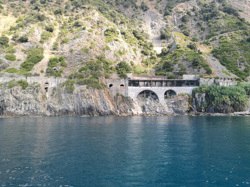 5 Terre Boat Trip-拉斯佩齐亚必去景点