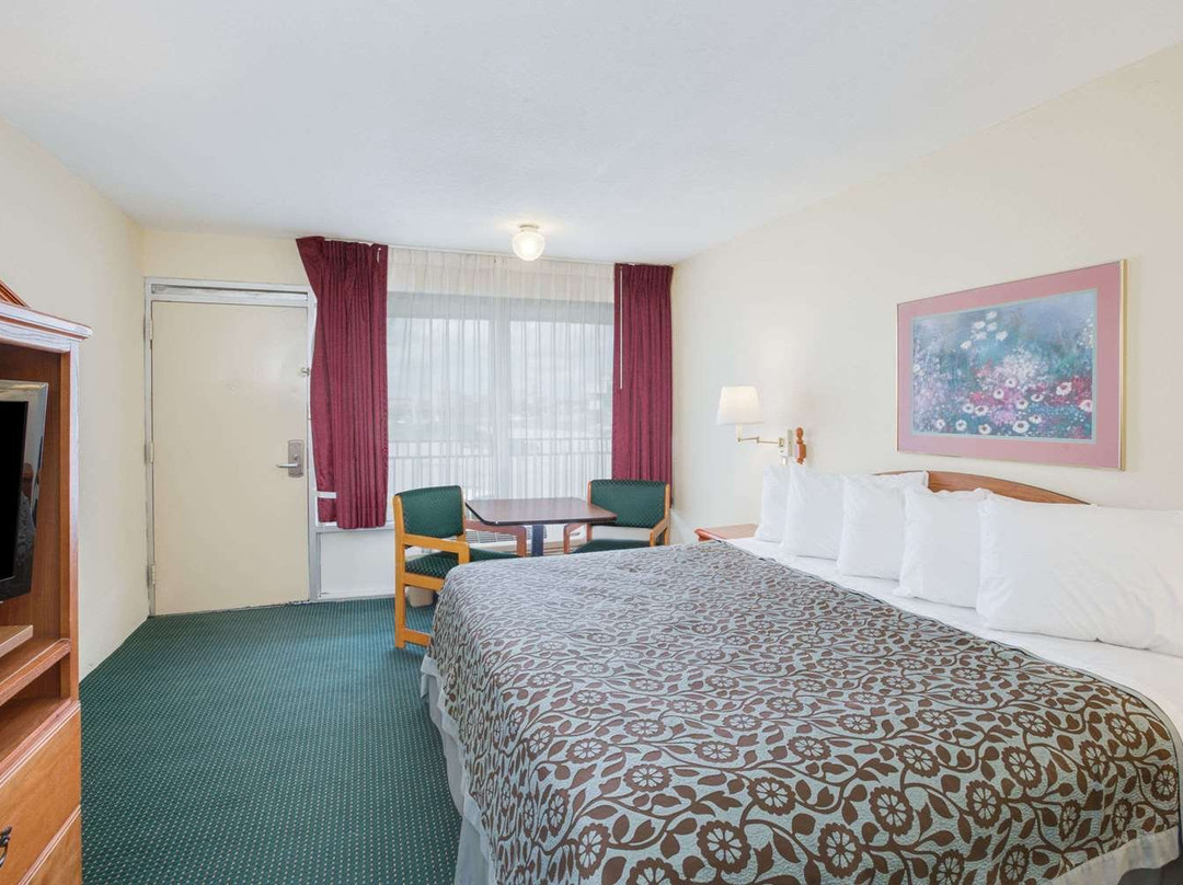 纽波特戴斯酒店主图