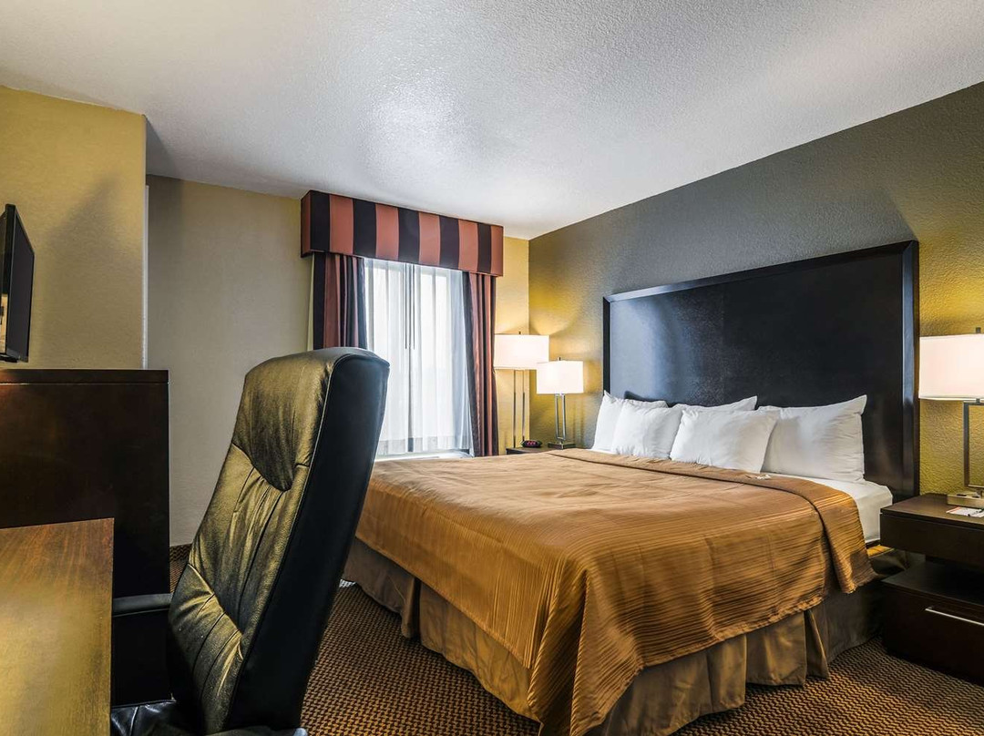 Quality Inn & Suites主图