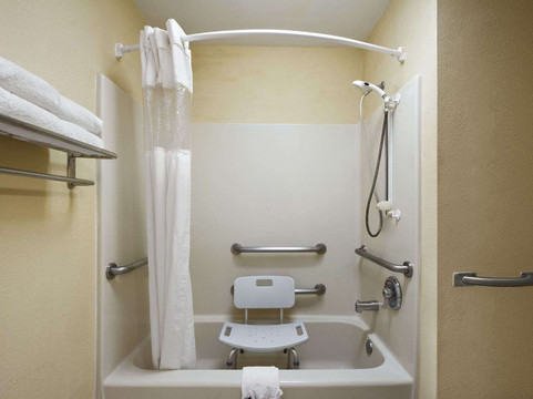 卡温顿品质套房酒店主图