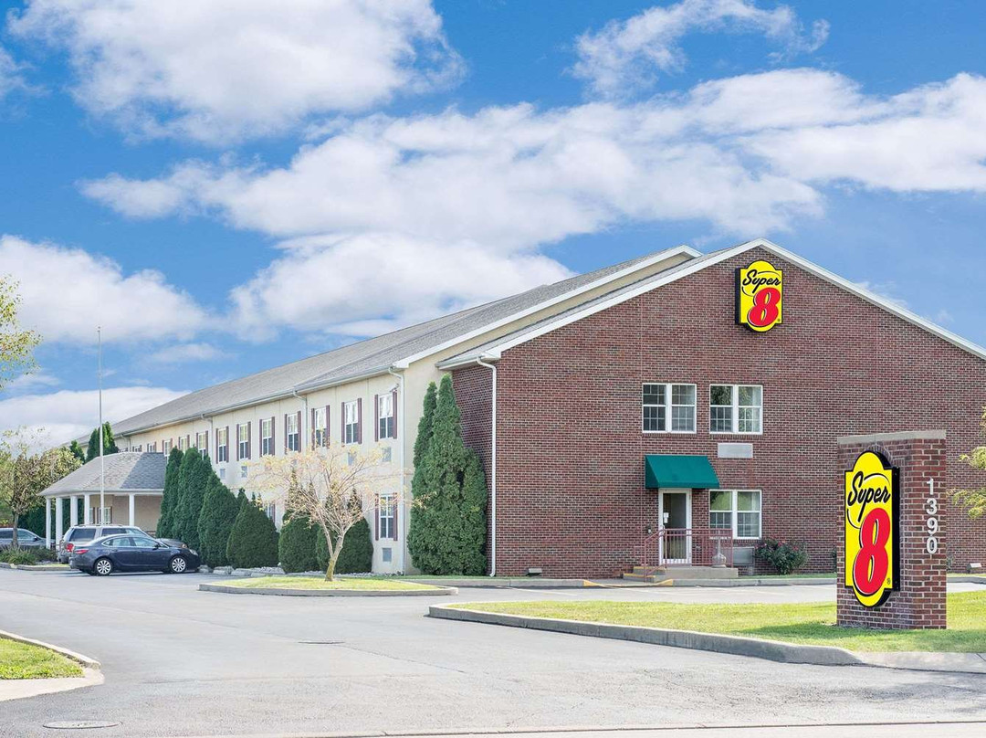 Super 8 By Wyndham Maumee Perrysburg Toledo Area主图