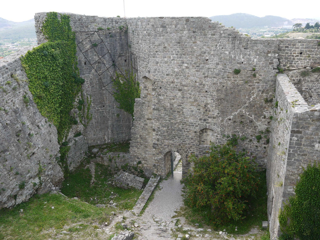 null-Stari Bar
