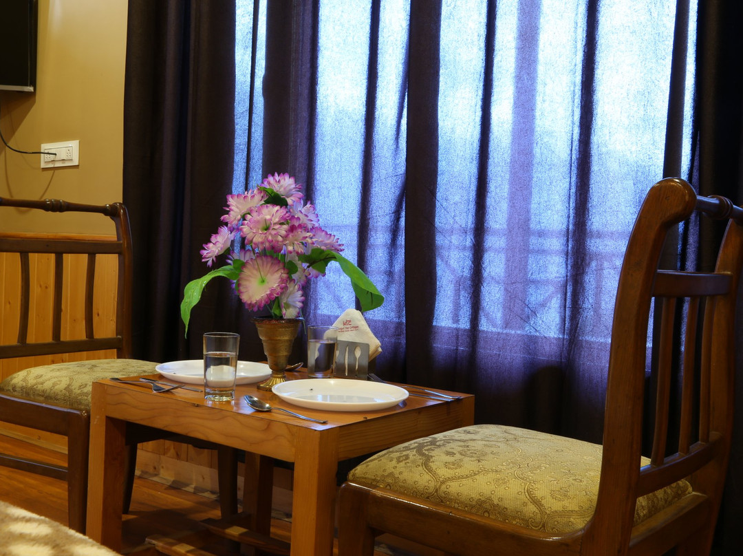 Hotel Kanyal Heights主图