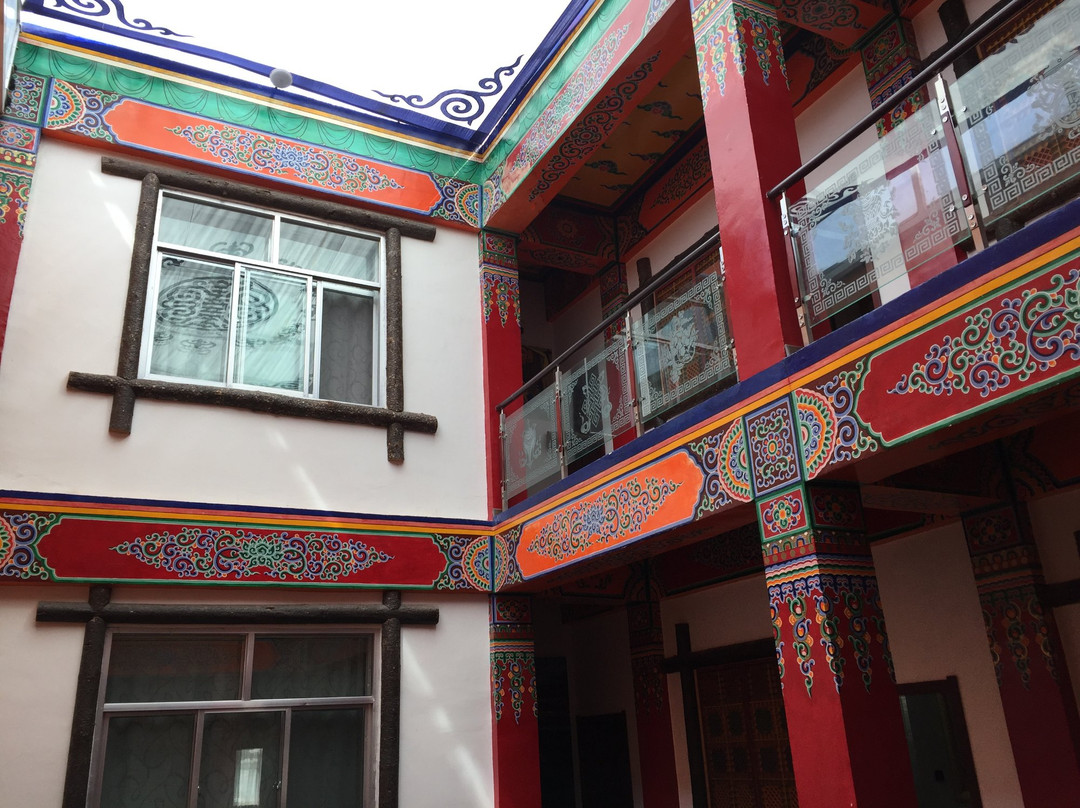 德吉园宾馆主图