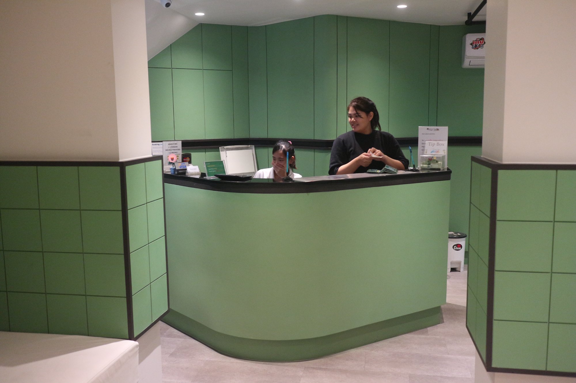 L42 Hostel Suvarnabhumi Airport-浴室