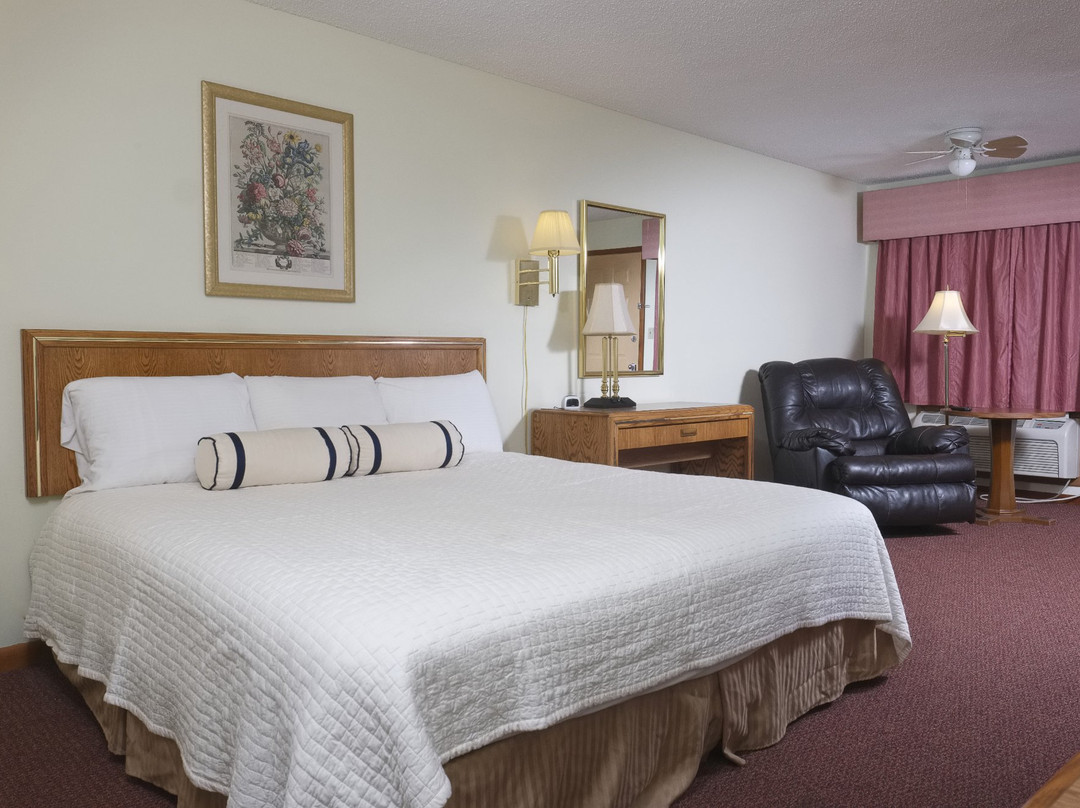 Four Seasons Motel主图