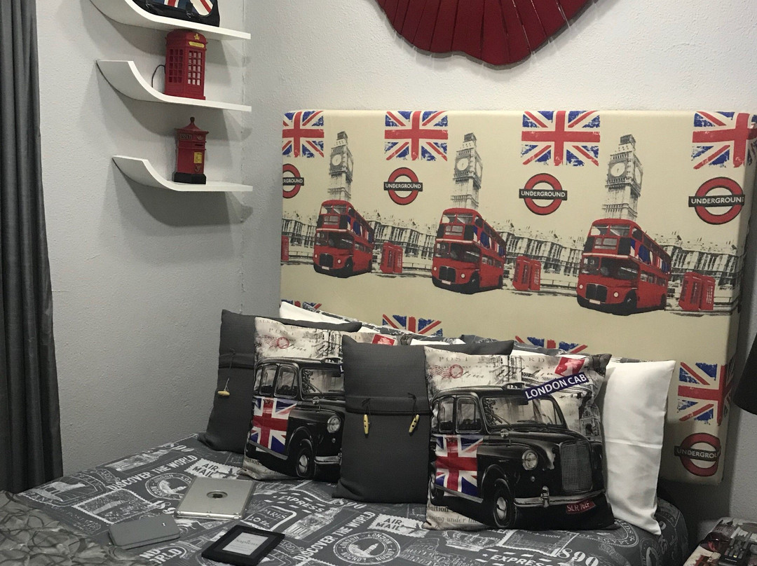 Toni Mitchell B&B主图