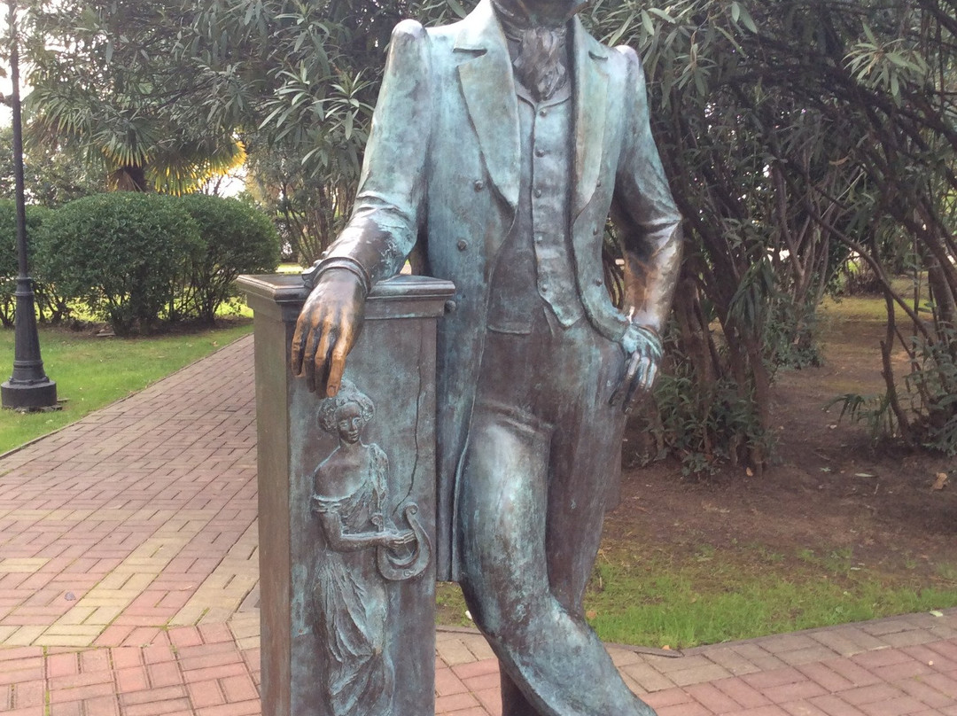 Monument to Pushkin-索契必去景点