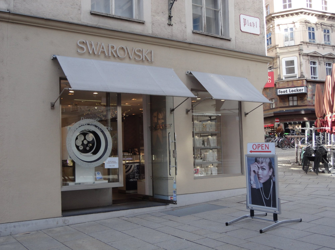 Swarovski Boutique景点图片