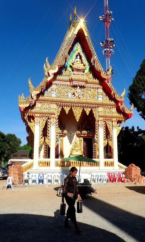 Wat Phothawas-素叻他尼必去景点