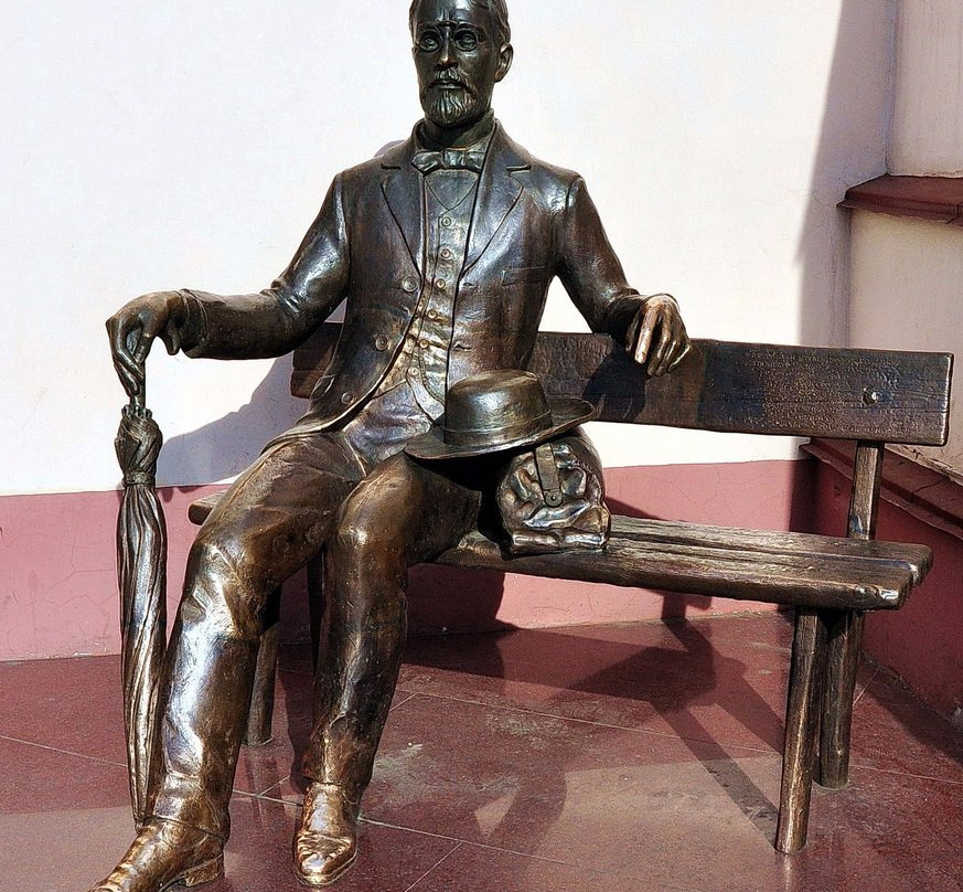 Monument to Chekhov景点图片