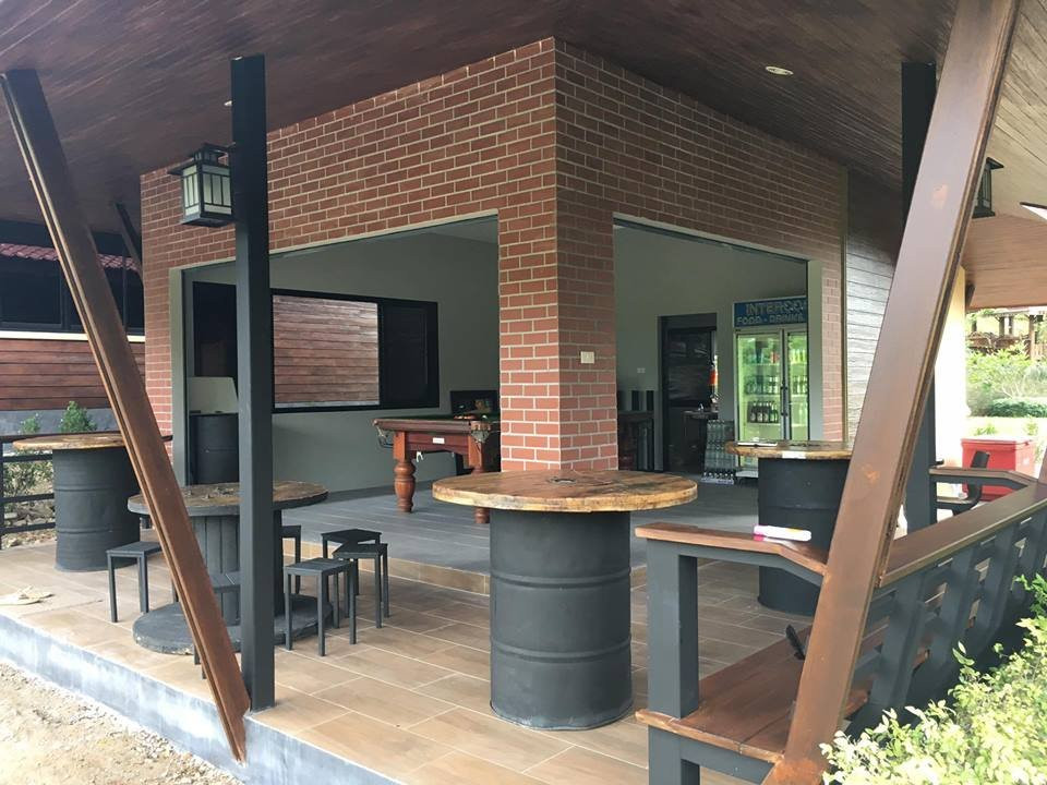 西瑞岛餐馆和美食-Siam Pool Bar