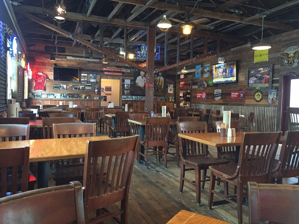 圣马科斯餐馆和美食-Black's Barbecue San Marcos