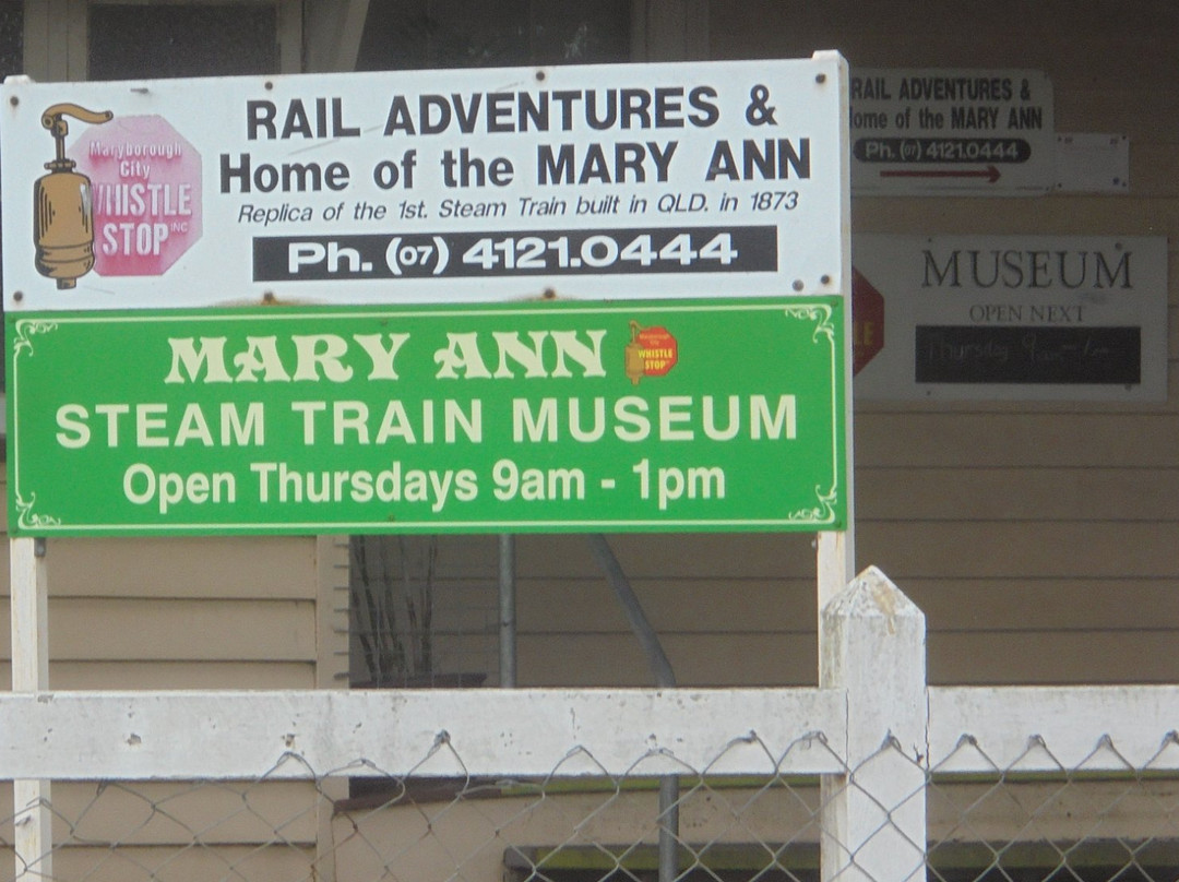 Whistle Stop Rail Museum景点图片