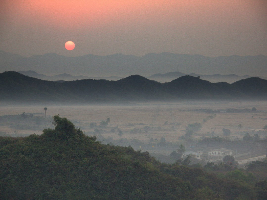 Shwe Taung Pagoda-Mrauk U必去景点