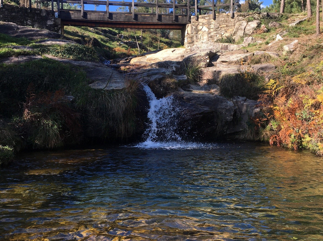 Cascada Poza da Moura景点图片