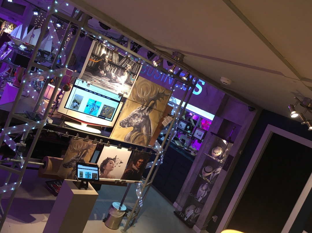 LAB - Live Art Business景点图片