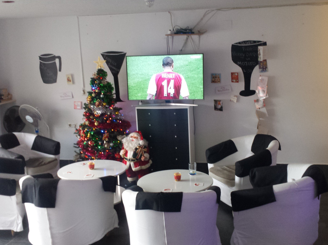 Hoya de los Patos旅游景点-Cocktails and Dreams