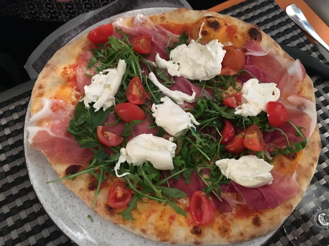 Troinex餐馆和美食-La Mascotte Risto Pizza