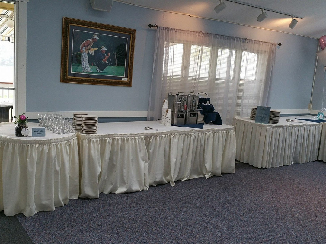 Pine Ridge Country Club-North Oxford必去景点