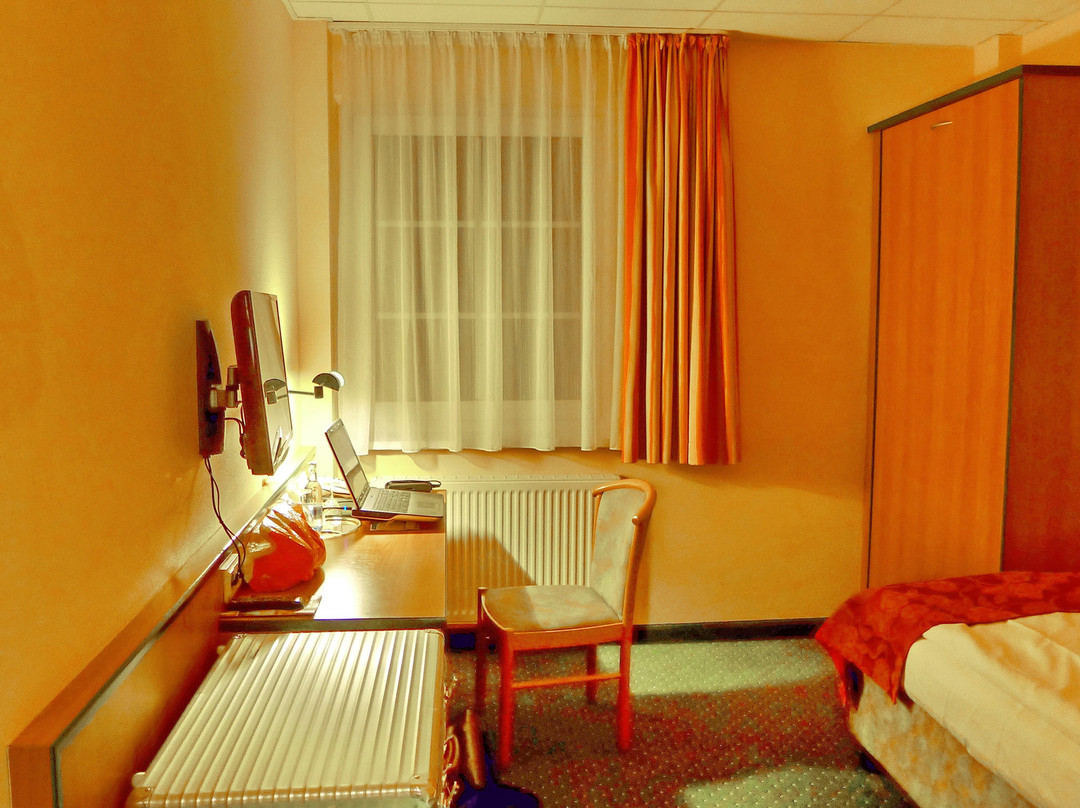 Hotel Landhaus Dierkow主图