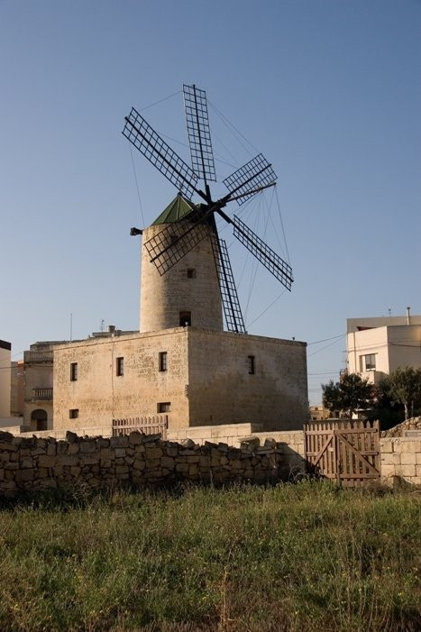 Xarolla Windmill-Zurrieq必去景点