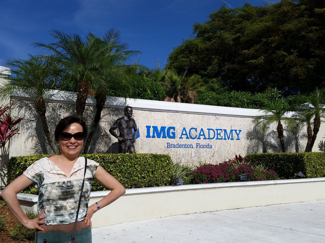 尼克・波利泰里网球学校-布雷登顿必去景点