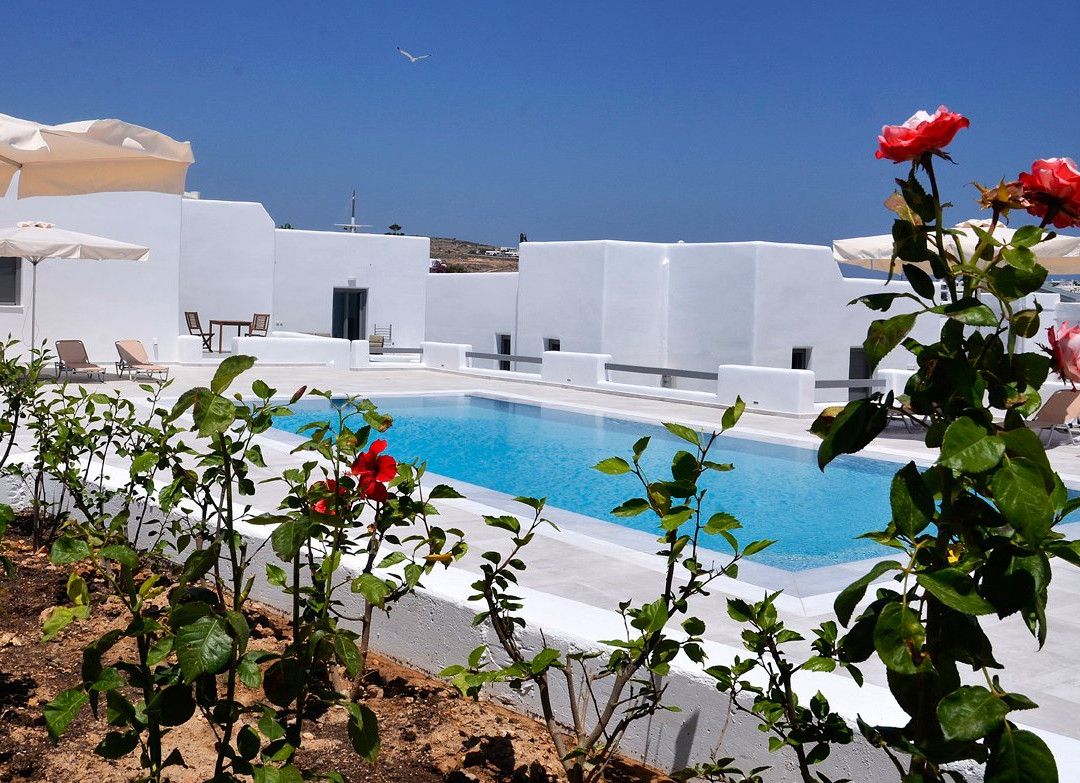 Ionathan Koufonisia Suites