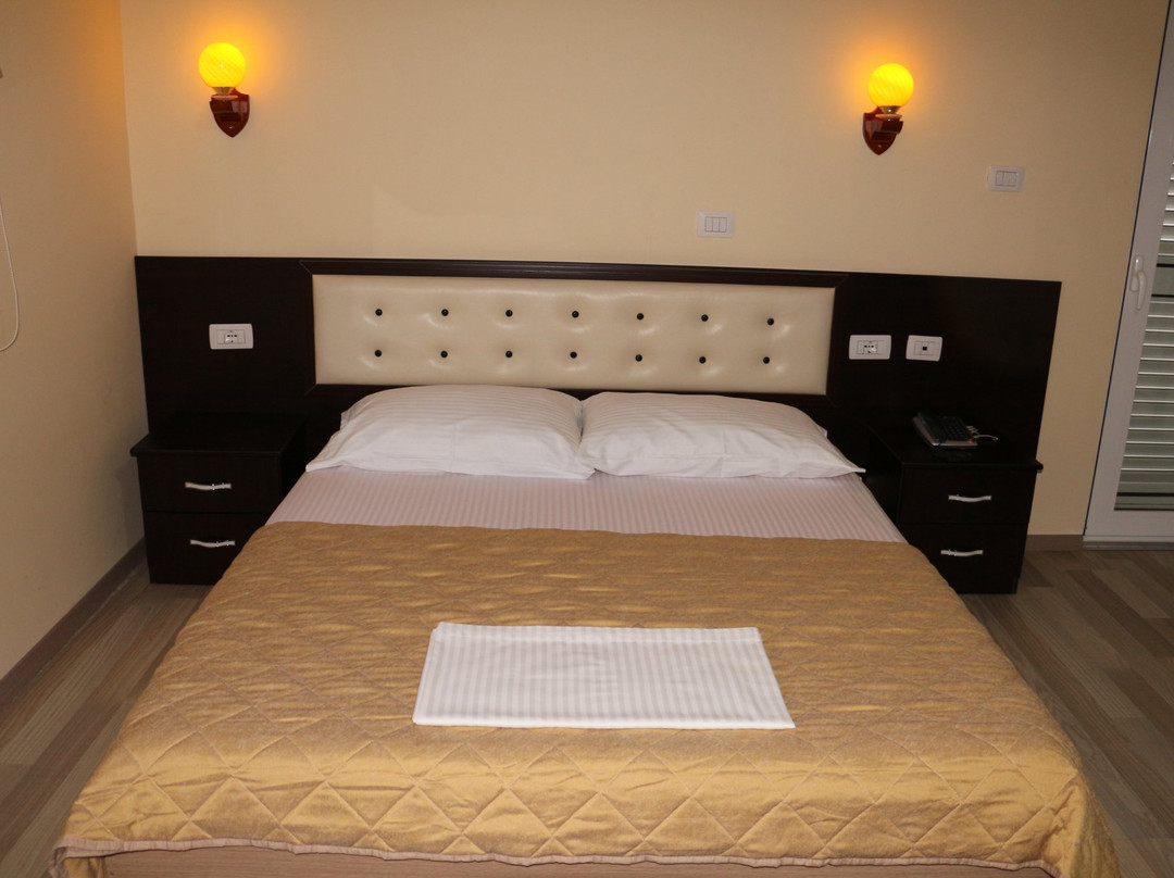 Hotel Number One主图