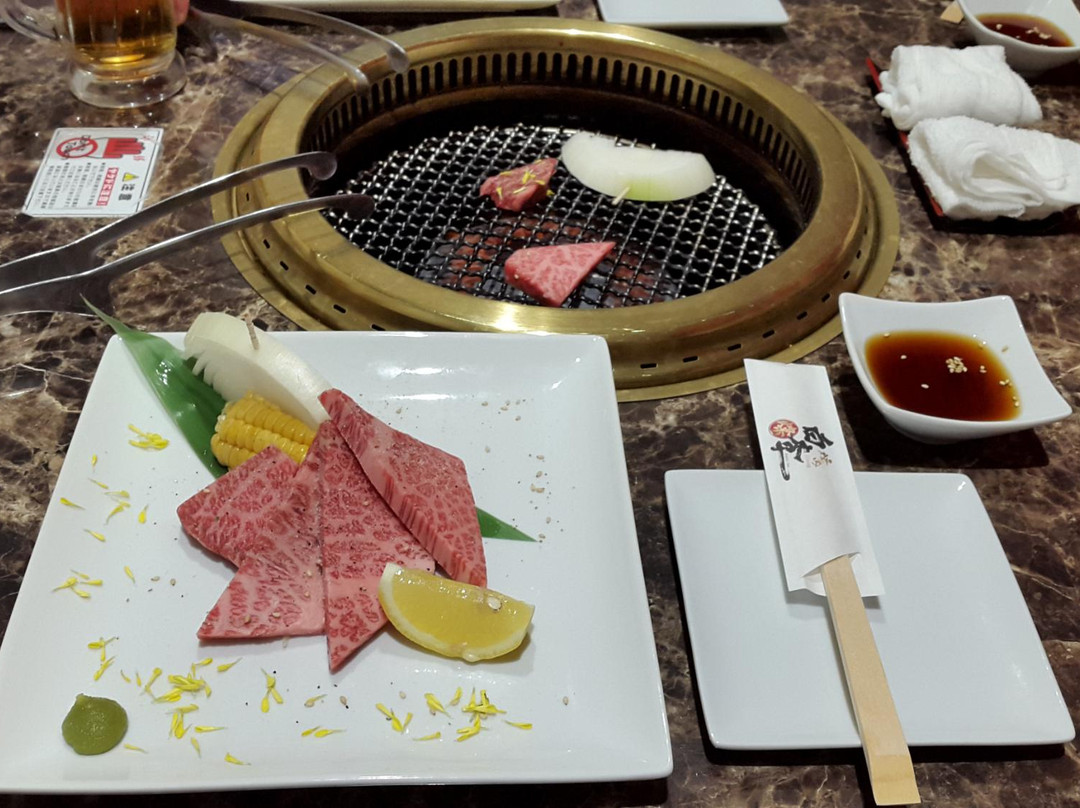 焼肉白李 本通店