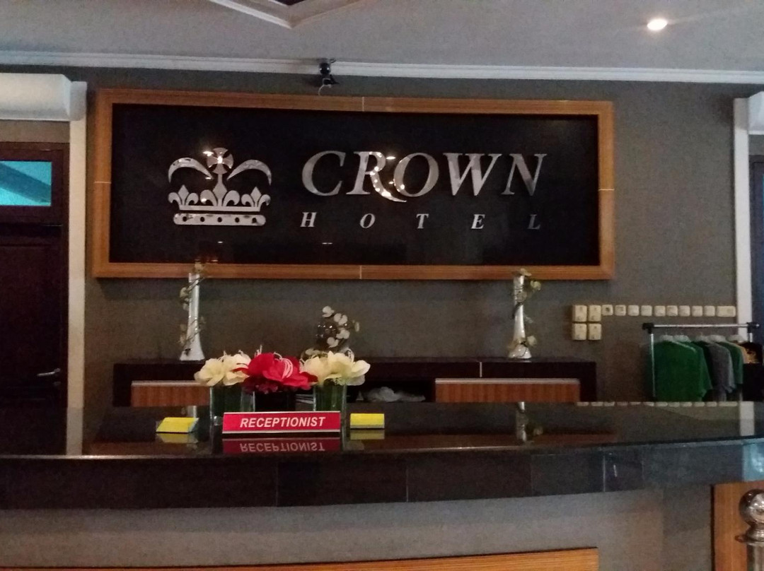 Crown Hotel主图