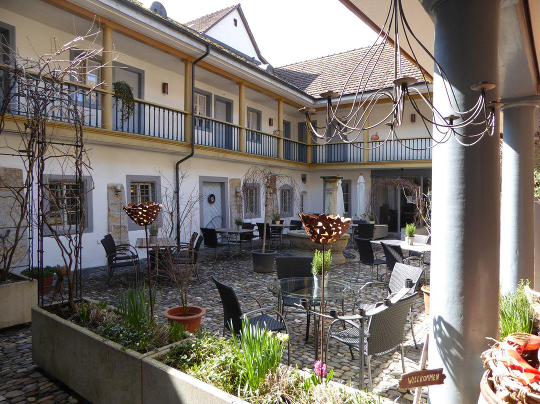 Hotel Gasthof zur Waag主图
