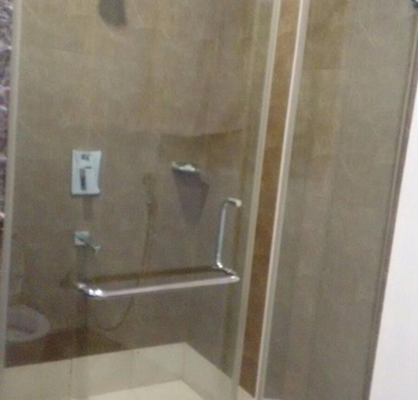 Falcons Nest Hotel主图