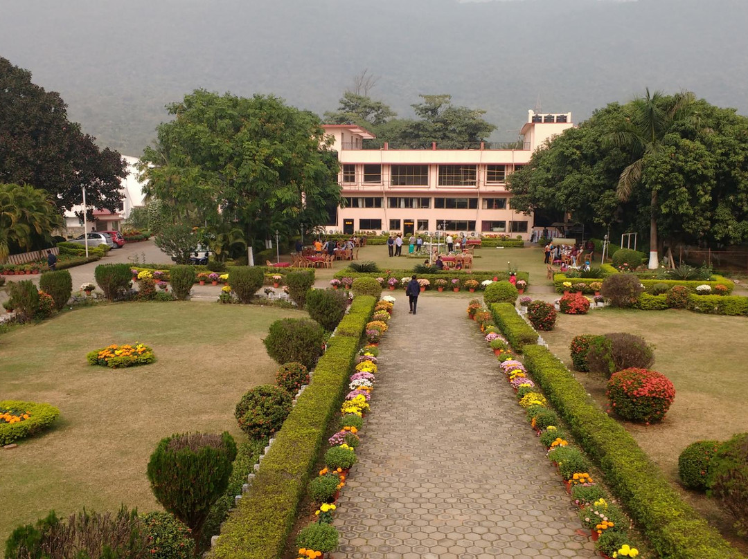 Hill View Hotel & Resort主图