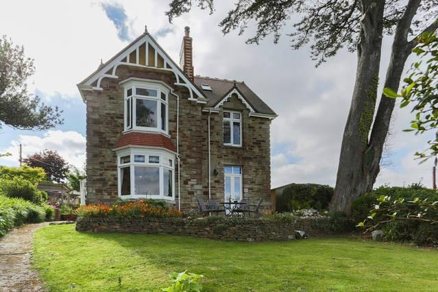 West Brae House-官方