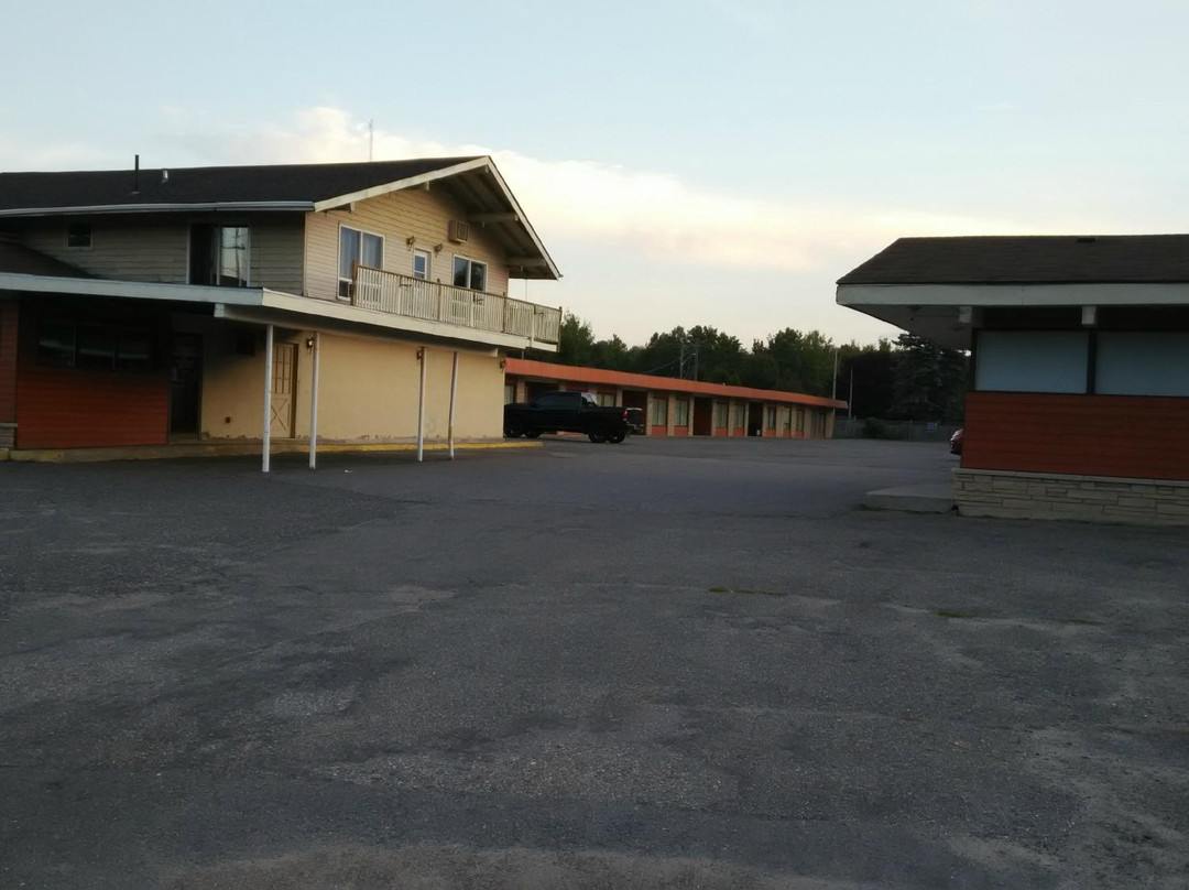 Northshore Wayside Inn主图