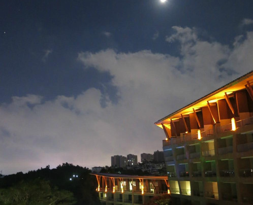 隐秀山居酒店主图