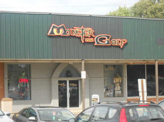 Monster Mini Golf-爱迪生必去景点