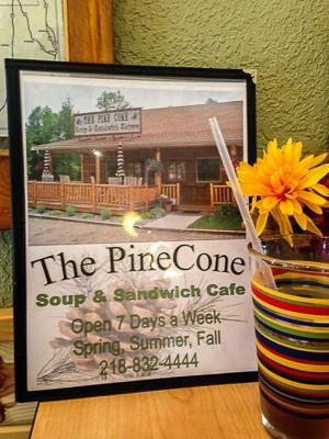 Squaw Lake餐馆和美食-Pine Cone Soup & Sandwich Cafe